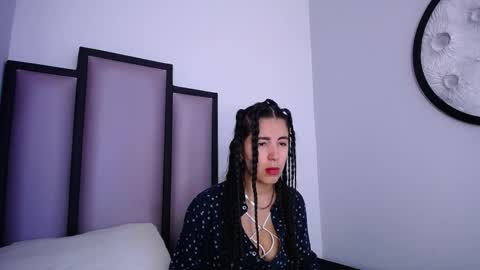   online show from 11/23/25, 04:23