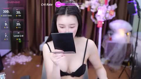 Lucy online show from 02/21/25, 02:17