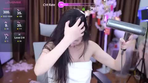 Lucy online show from 03/08/25, 12:41