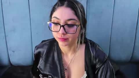 lucy_anal_ online show from 02/17/26, 11:44