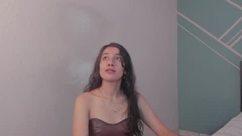 Lucy Herrera online show from 03/31/26, 03:45