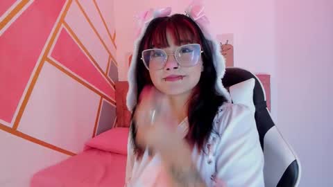 Lucy online show from 03/03/26, 03:12