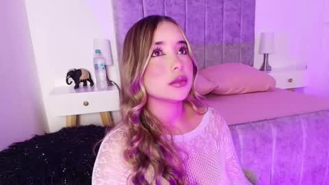 lucy online show from 03/04/26, 03:34