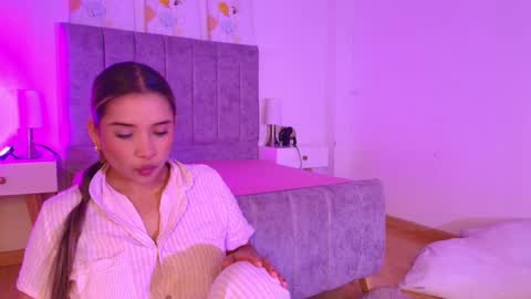 lucy online show from 04/04/26, 03:38