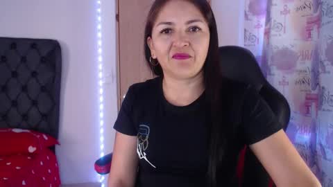 lucy online show from 01/19/25, 04:12