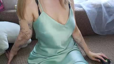 Lucy online show from 05/30/26, 03:47