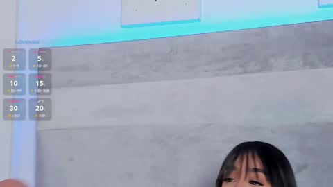 Snapshot of lucy_ev chatting on 10/27/25, 12:47 Lucy online show from 10/27/25, 12:47