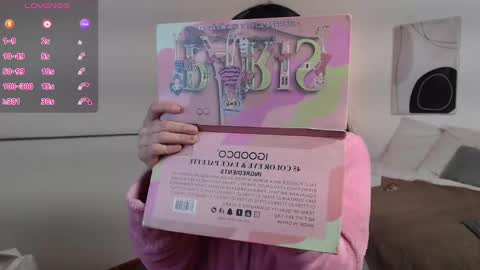 Snapshot of lucy_joi chatting on 03/09/25, 03:01 Luciana online show from 03/09/25, 03:01