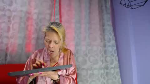  SleepyAbuela online show from 01/08/26, 05:15