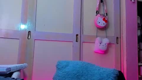 Snapshot of lucy_s3x chatting on 09/30/25, 01:43 Lulu online show from 09/30/25, 01:43