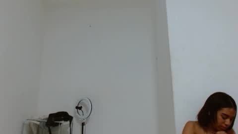 Snapshot of lucy_sluppy_hard chatting on 02/15/26, 01:02 lucy_sluppy_hard online show from 02/15/26, 01:02