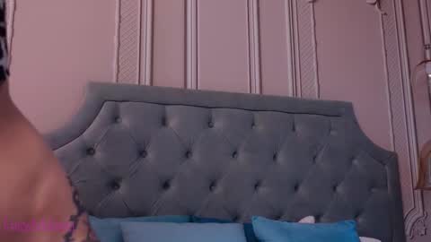 LucyAddison online show from 11/21/25, 03:49