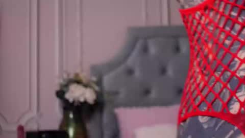 LucyAddison online show from 03/31/26, 10:04