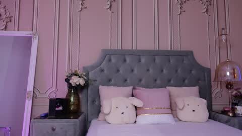 LucyAddison online show from 05/11/26, 02:50