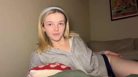 Lucy online show from 04/16/26, 11:07