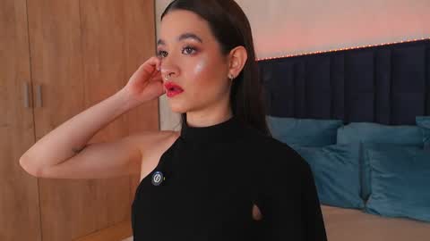 LucyDeLuca online show from 04/01/26, 05:41