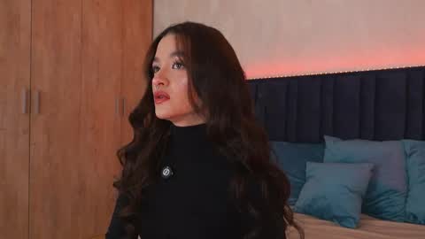 LucyDeLuca online show from 04/15/26, 05:14