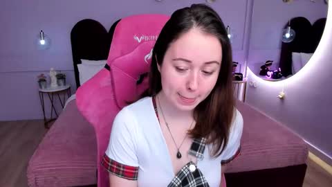 Lucy  online show from 01/18/26, 05:11