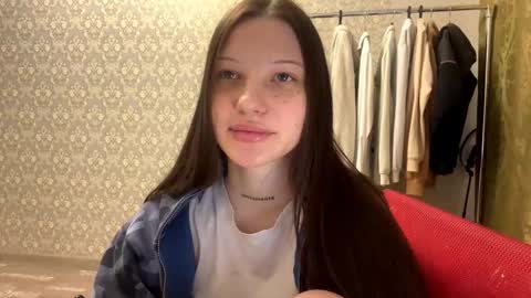 Snapshot of lucykobylarczyk chatting on 02/03/26, 02:53 Ella online show from 02/03/26, 02:53