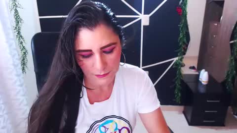 LUCY online show from 03/04/25, 06:50