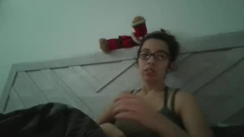 lucylitt25 online show from 04/20/26, 01:36