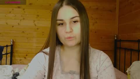 Snapshot of lucymur chatting on 03/25/26, 09:54 Lucy online show from 03/25/26, 09:54