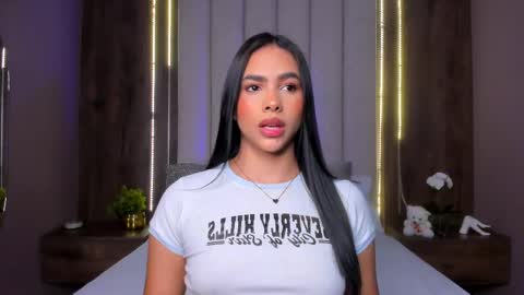 Lucy online show from 09/27/25, 01:27