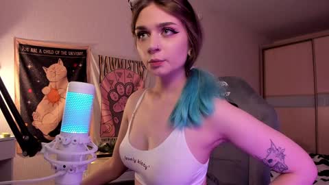 Lucy online show from 01/07/25, 02:53