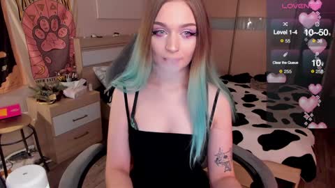 Lucy online show from 01/19/25, 11:53