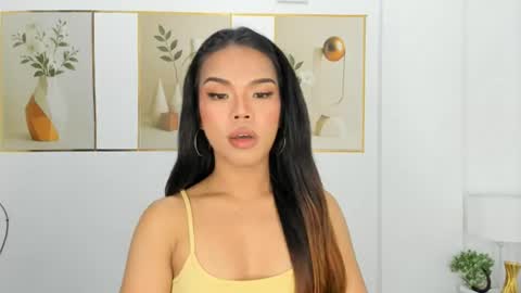 lucyvane online show from 07/17/26, 08:03