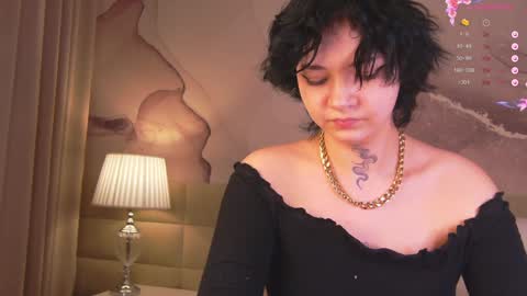 lucyvee online show from 12/29/24, 04:59