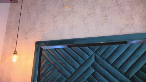 Lucy online show from 10/04/25, 04:43