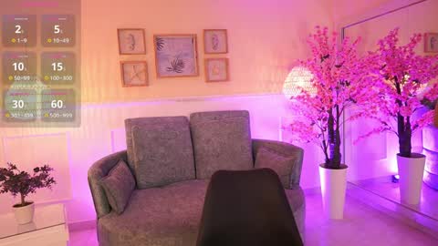 lucyweisser online show from 04/06/26, 11:55