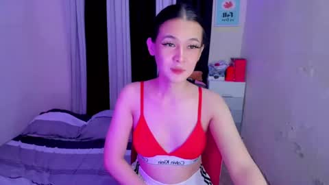 Snapshot of lucyx143 chatting on 07/15/26, 07:19 Lucy online show from 07/15/26, 07:19