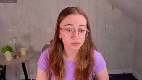 Lucy online show from 06/19/26, 09:13