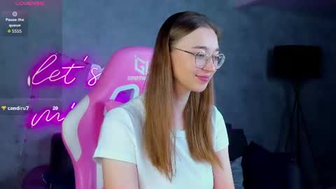 Lucy online show from 06/27/26, 01:10