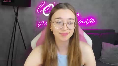Lucy online show from 06/28/26, 01:00