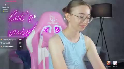 Lucy online show from 07/05/26, 04:19