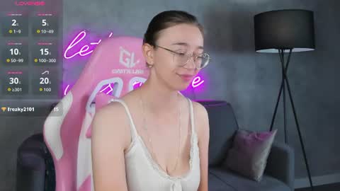 Lucy online show from 07/19/26, 12:58