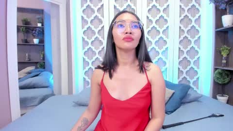 Lucy Liiu online show from 03/01/25, 08:31