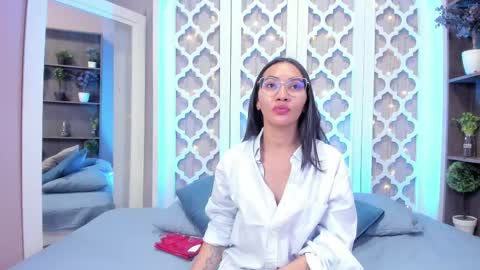 Lucy Liiu online show from 03/03/25, 07:06