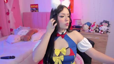 Snapshot of lucyy_peach chatting on 10/12/25, 03:05 LUCYY FROM HOME online show from 10/12/25, 03:05
