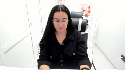 Lucy online show from 07/07/26, 12:31