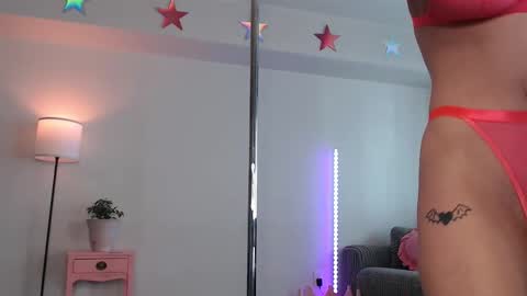 Snapshot of lucyyluvss chatting on 11/02/25, 09:39 Lucy online show from 11/02/25, 09:39