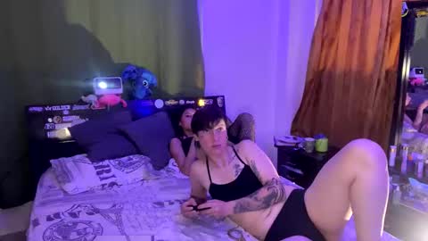 lugiiz05_ online show from 11/26/25, 10:22