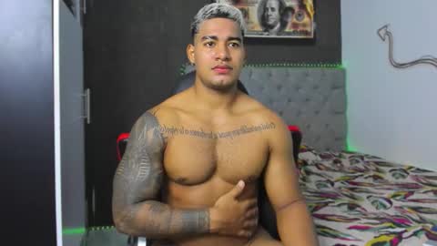 Luigi Independent model online show from 03/21/26, 08:56