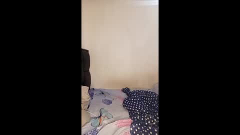 luis1830 online show from 05/19/26, 03:35
