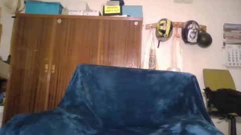 A slave to the mistress.. un esclavo para las amas dominantes. online show from 12/01/25, 11:54