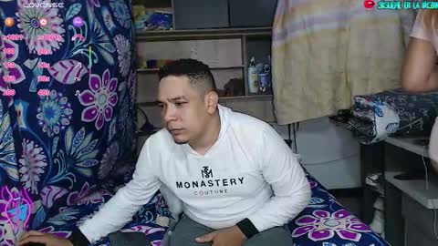 Snapshot of luisa2025_ chatting on 10/14/25, 03:51 Hot Latina online show from 10/14/25, 03:51