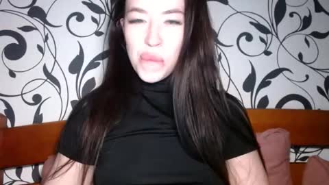 luisa lovedom online show from 05/31/26, 06:09